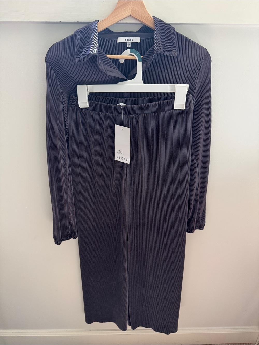 NWT RO&DE Satin Plisse Matching Set Button Up Shirt Wide Leg Pants Women’s Small